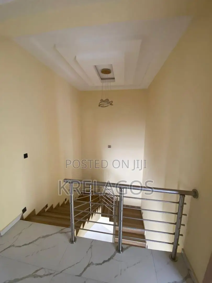 4bdrm Townhouse/Terrace in Abraham Adesanya Estate for sale in Abraham Adesanya Estate