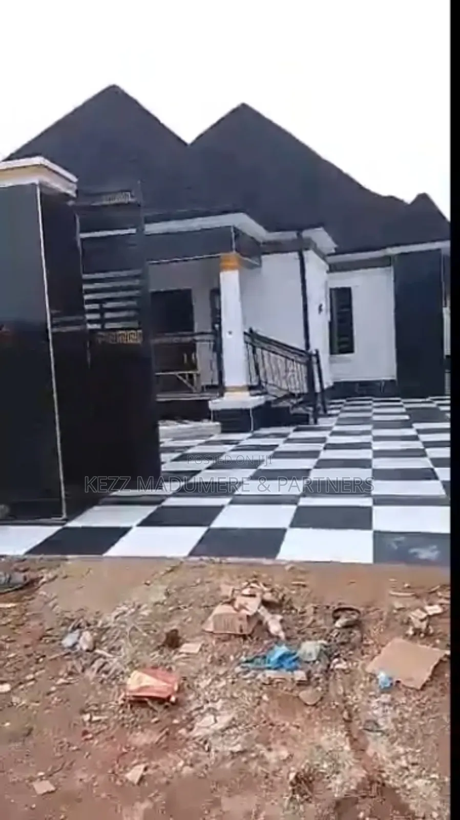 3bdrm Bungalow in Orji Extension , for sale in Owerri