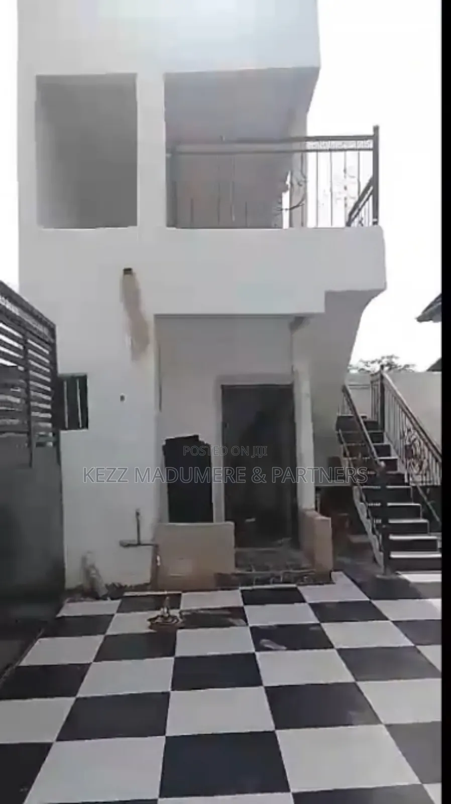 3bdrm Bungalow in Orji Extension , for sale in Owerri