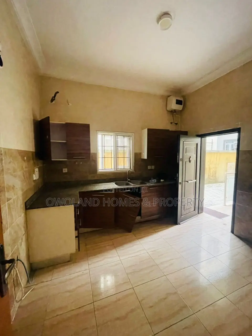 2bdrm Apartment in Ikota for rent in Ikota