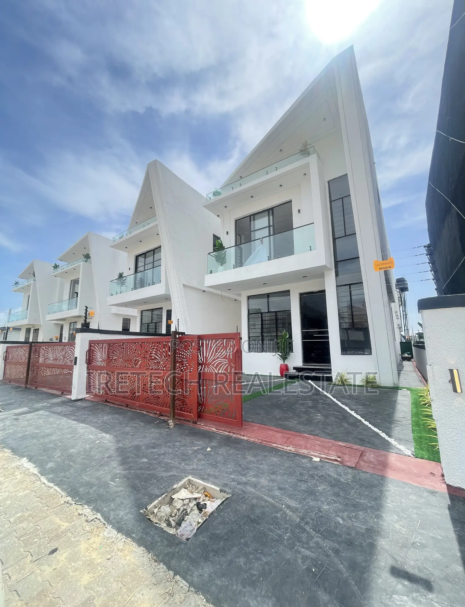 5bdrm Duplex in Ikota Gra for sale in Ikota