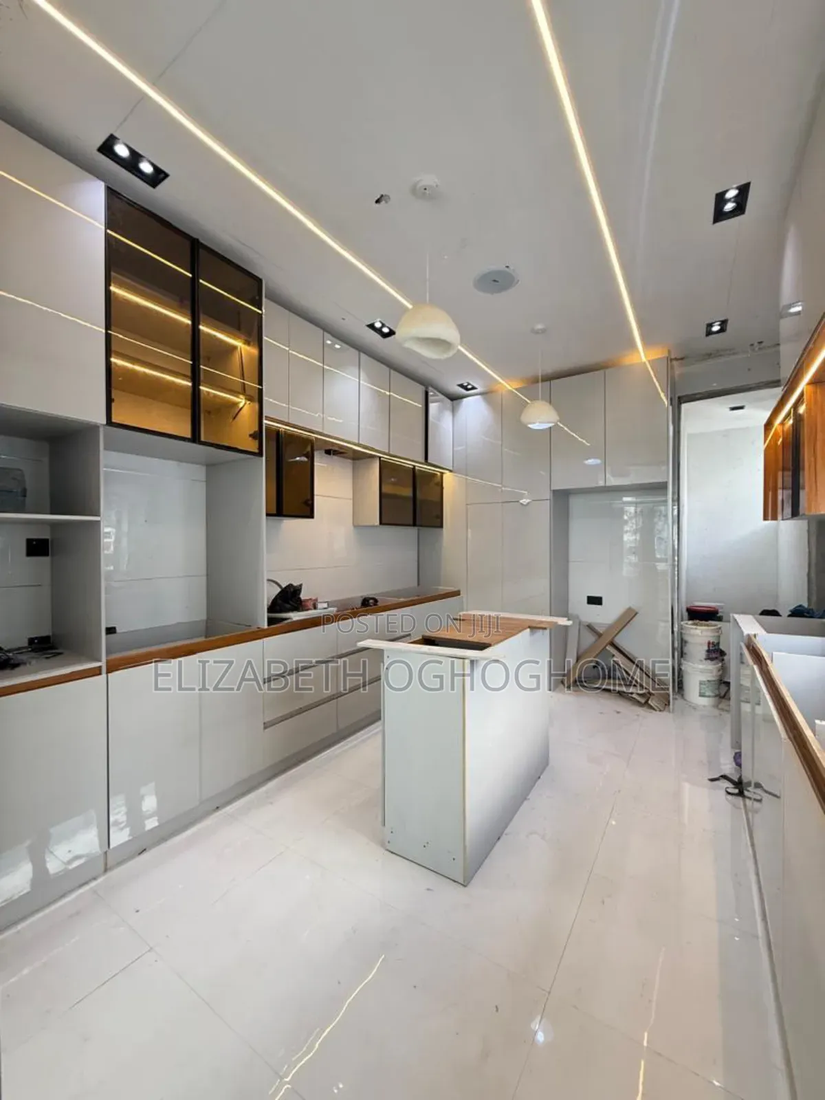 5bdrm Duplex in VGC / Ajah for sale in VGC / Ajah