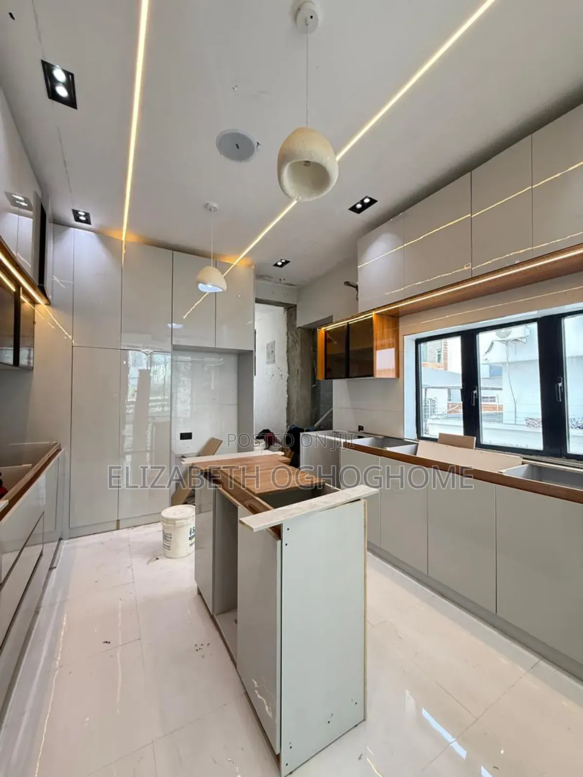 5bdrm Duplex in VGC / Ajah for sale in VGC / Ajah