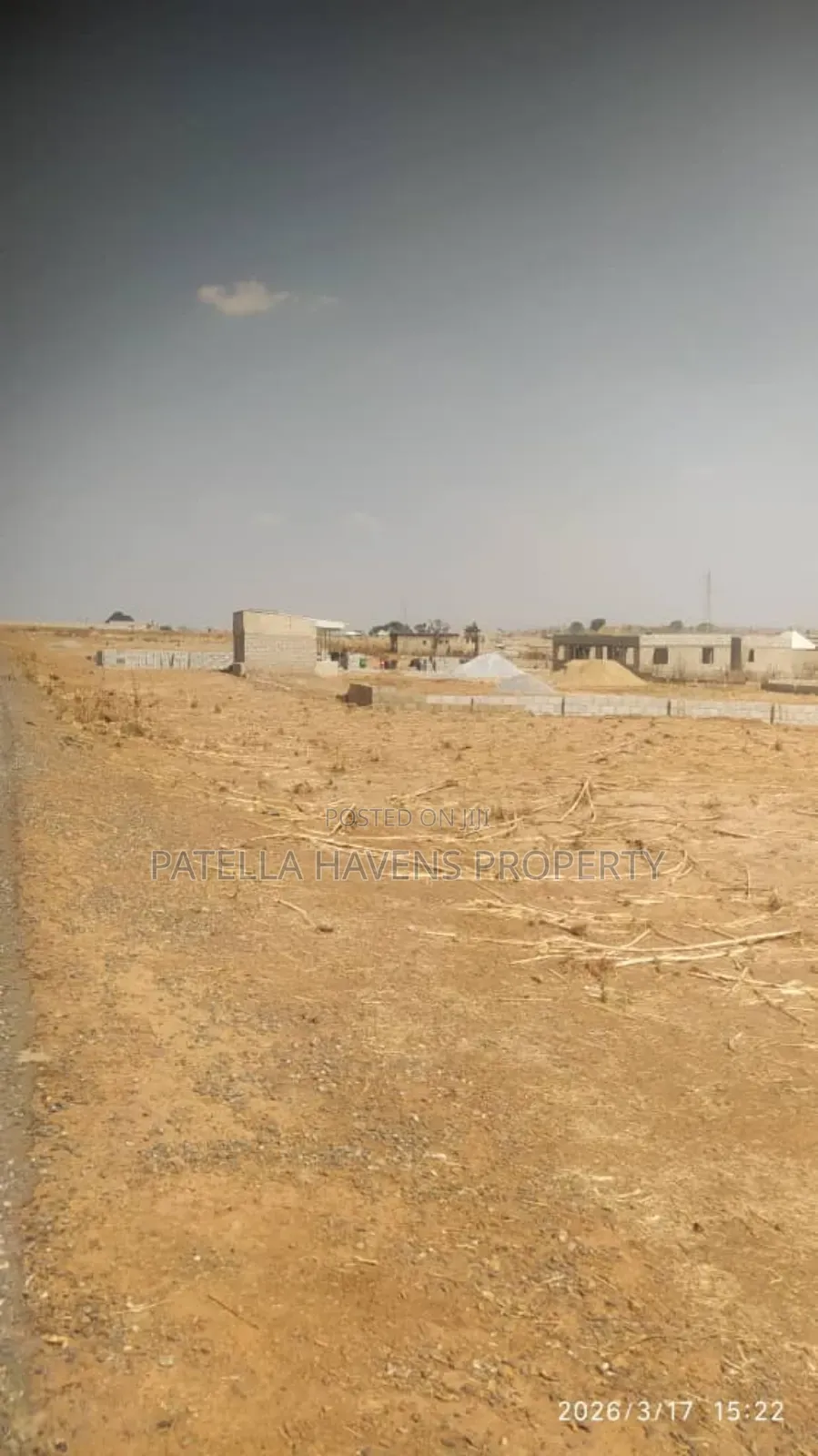 1 Hectare of Land for Sale in Idu With a Warehouse Already Built on It in Idu