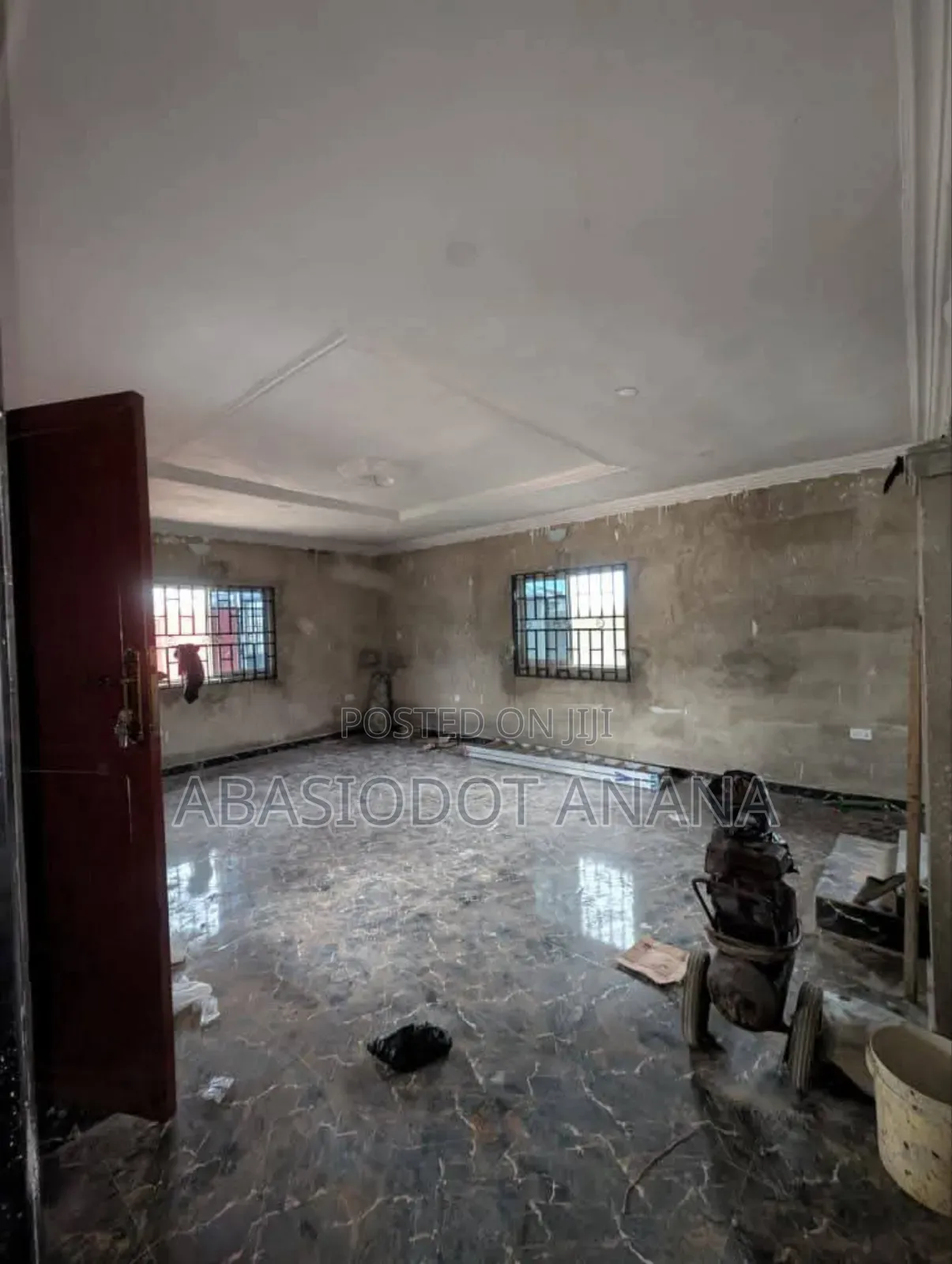 3bdrm Bungalow in Ekpri Nsukara, Uyo for sale in Uyo