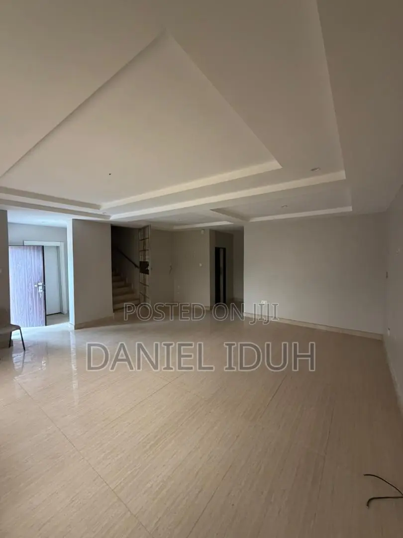 4bdrm Duplex in Guzape District for sale in Guzape District