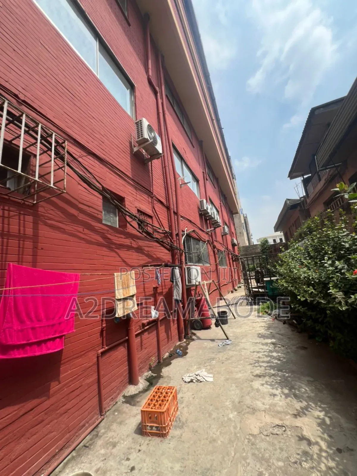 Exclusive Commercial Building Plaza, Complex in Opebi