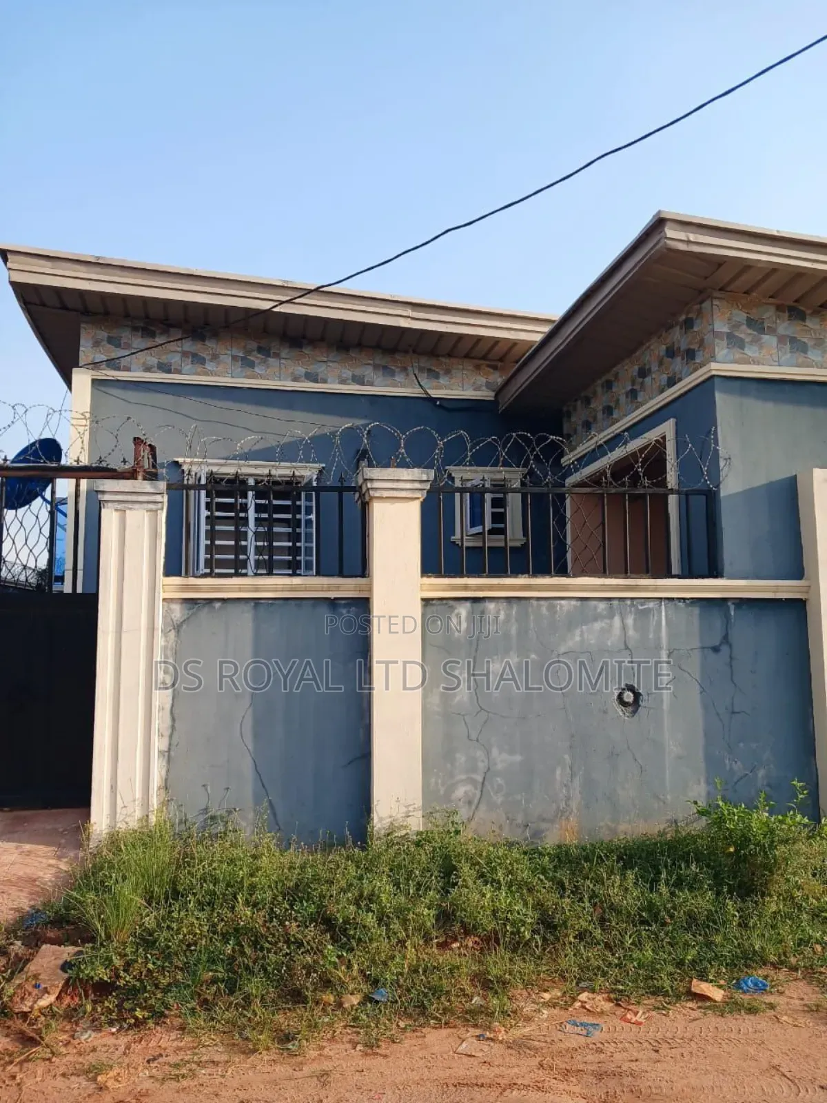 2bdrm Block of Flats in Benin City for sale in Benin City