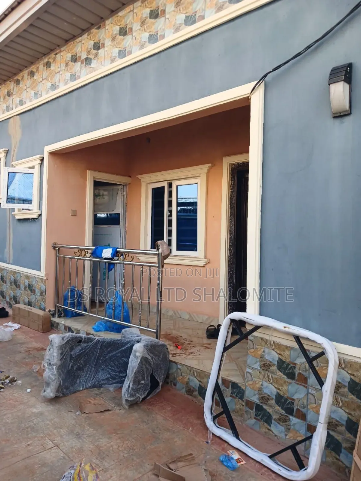 2bdrm Block of Flats in Benin City for sale in Benin City