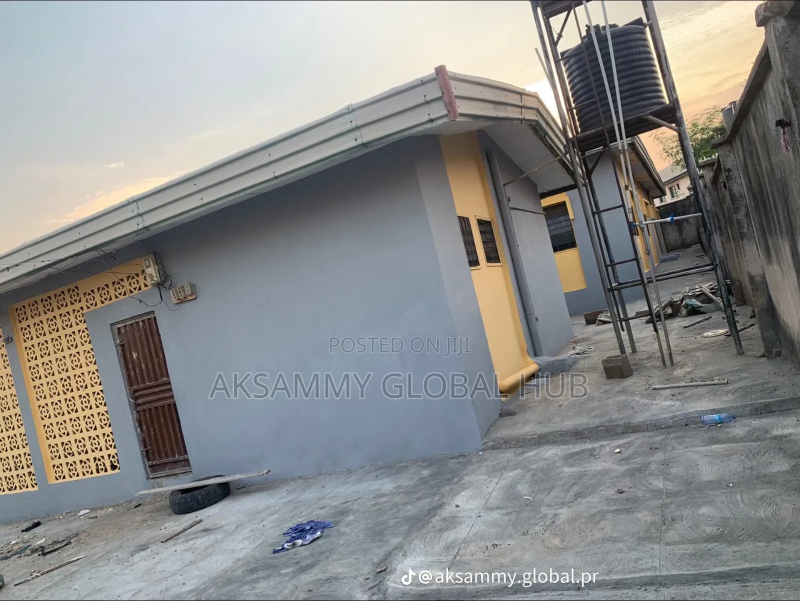 7bdrm Block of Flats in Akobo, Ibadan for sale in Ibadan