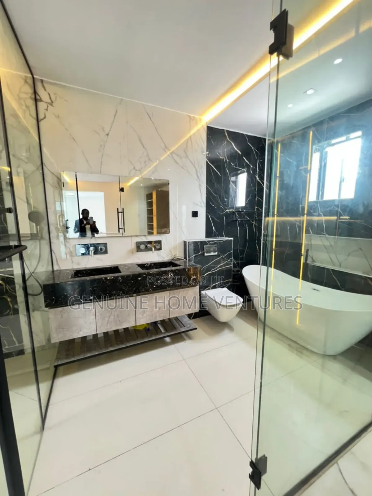5bdrm Duplex in Ikate Lekki for sale in Ikate