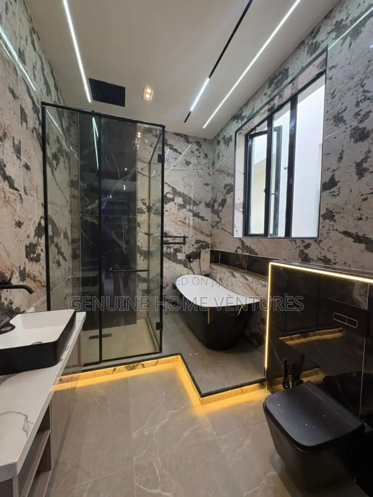 5bdrm Duplex in Orchid Lekki, Chevron for sale in Chevron