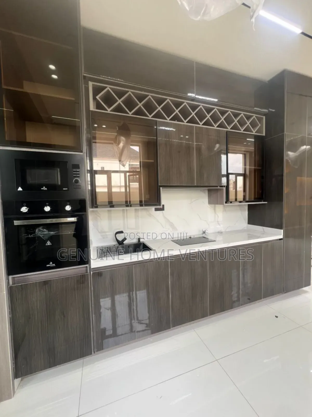 5bdrm Duplex in Orchid Lekki, Chevron for sale in Chevron