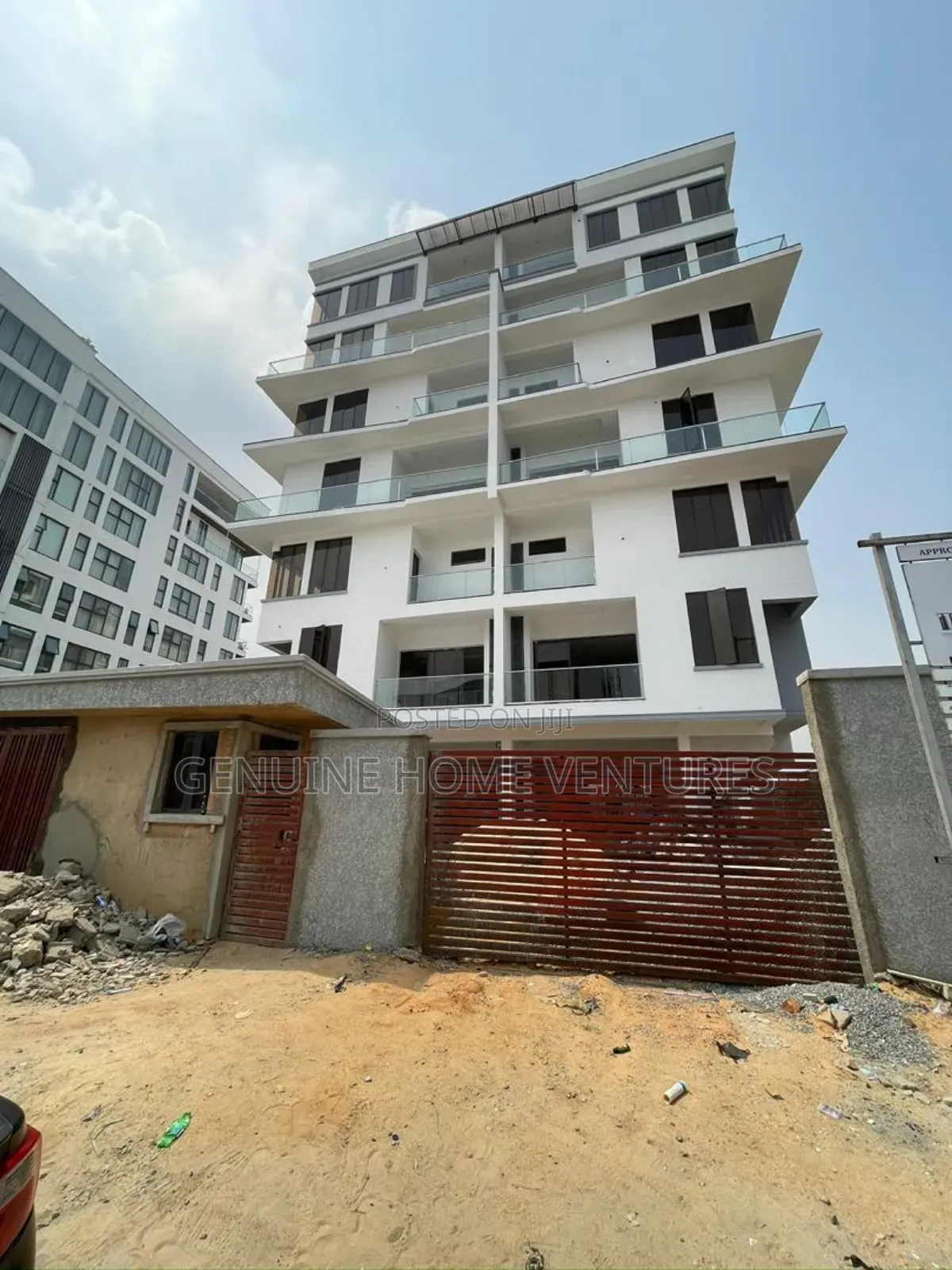4bdrm Maisonette in Ikoyi, Awolowo Road for sale in Awolowo Road