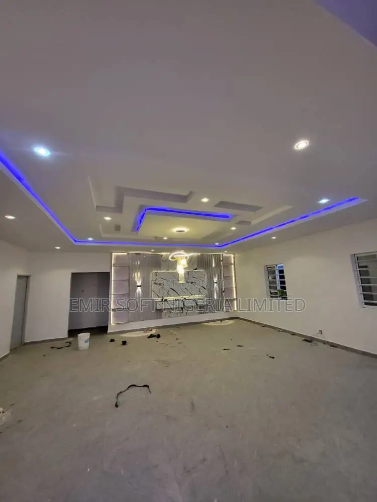 3bdrm Bungalow in Success Estate, Oluyole for sale in Oluyole