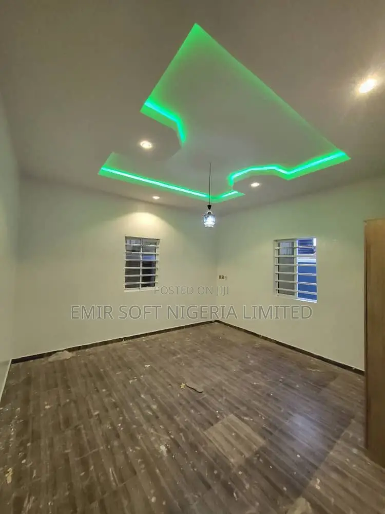 3bdrm Bungalow in Success Estate, Oluyole for sale in Oluyole