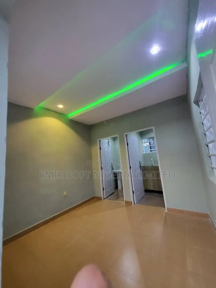 3bdrm Bungalow in Success Estate, Oluyole for sale in Oluyole