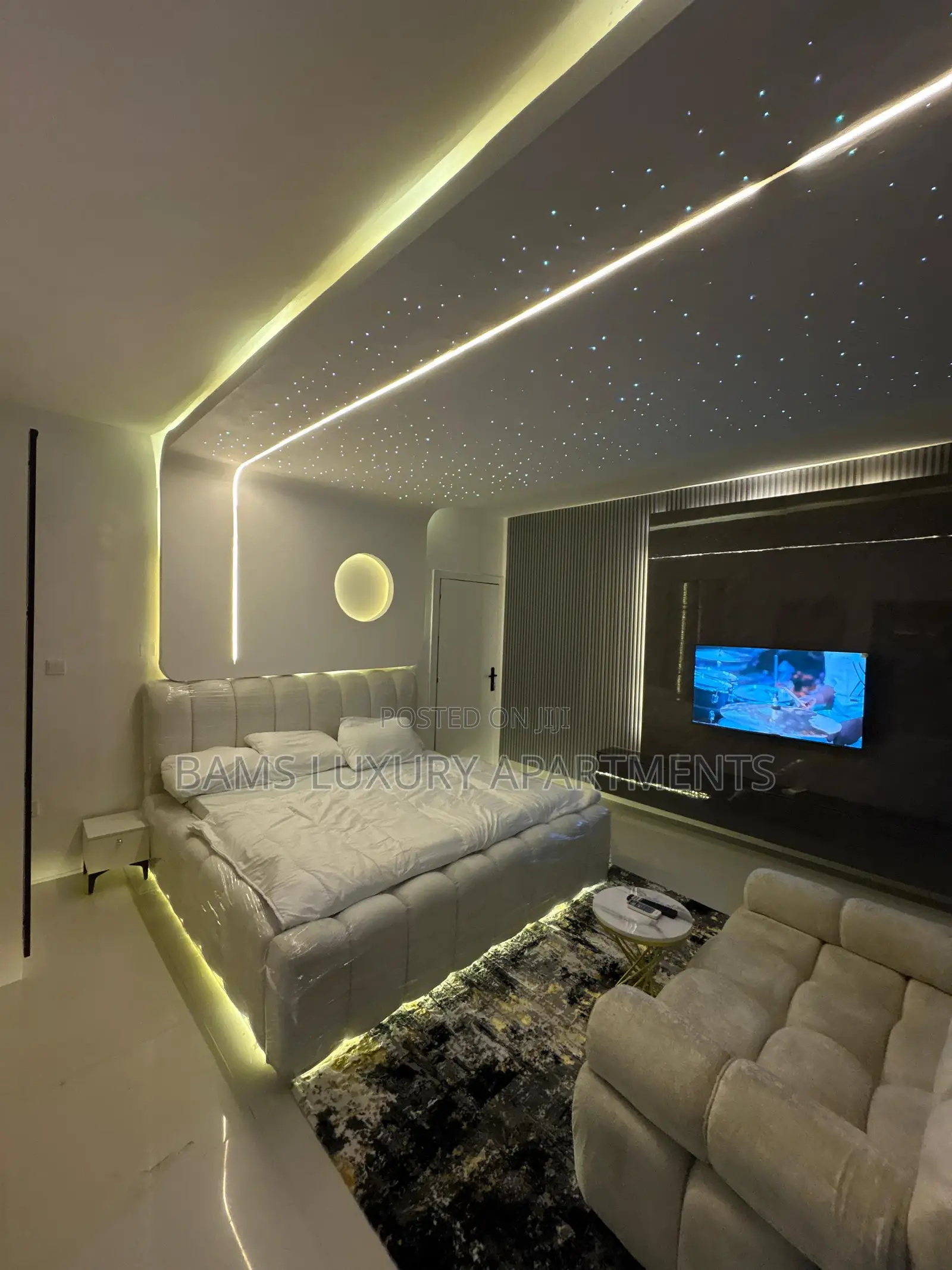 Studio Bed in Lekki Phase in Lekki Phase 1