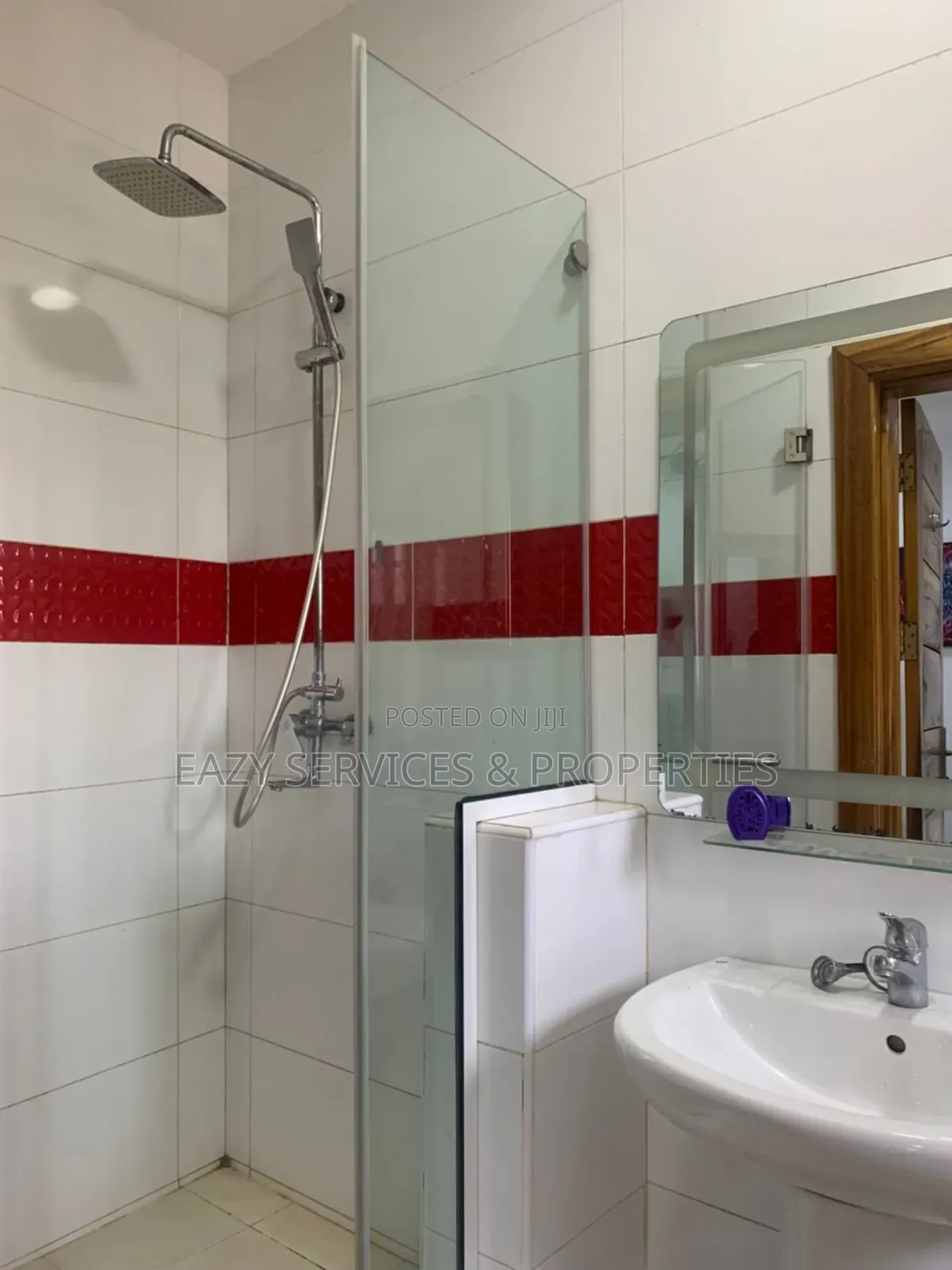 Furnished 2bdrm Apartment in Gated And Secured, Lekki Phase 1 for rent in Lekki Phase 1