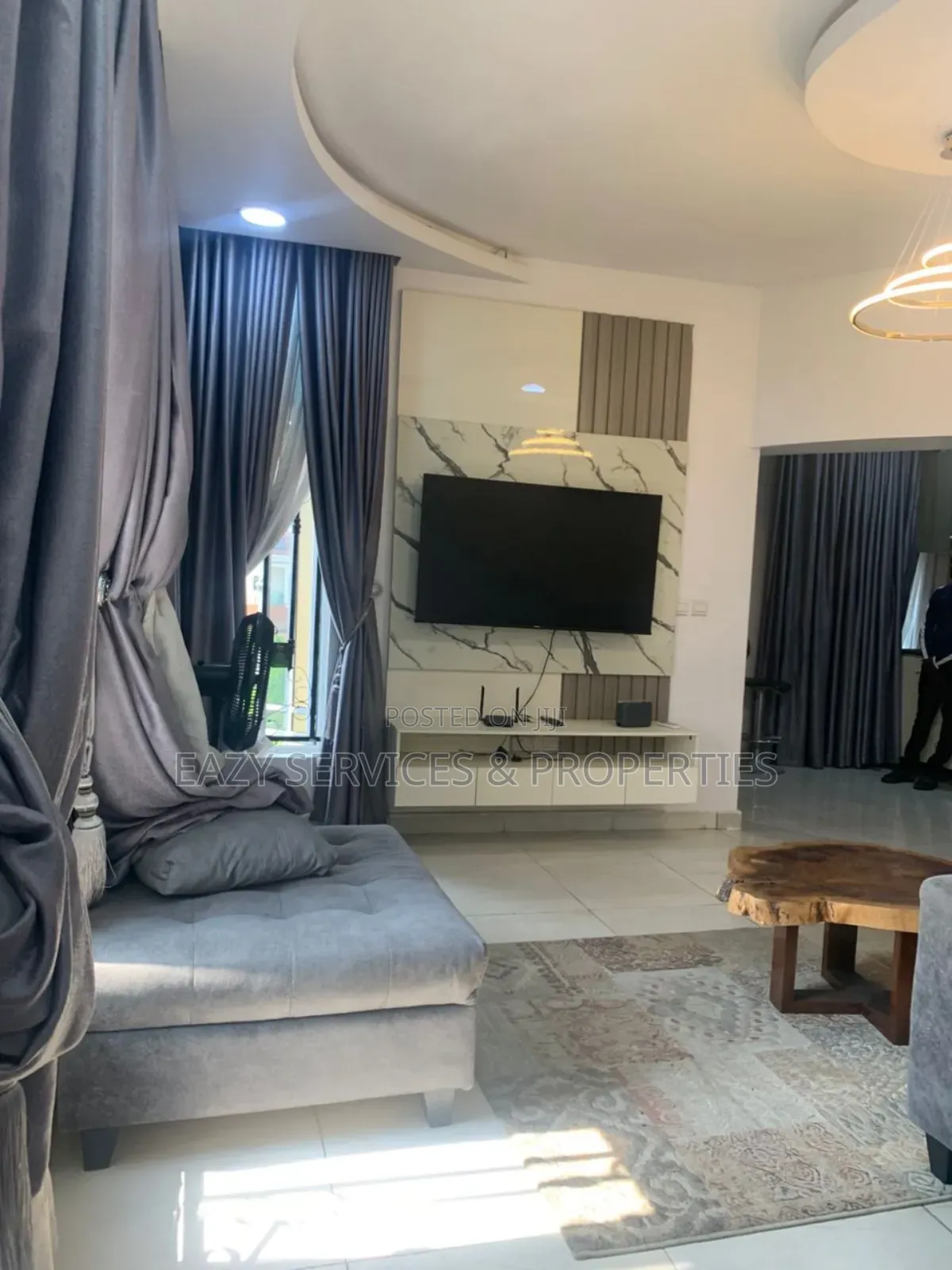 Furnished 2bdrm Apartment in Gated And Secured, Lekki Phase 1 for rent in Lekki Phase 1