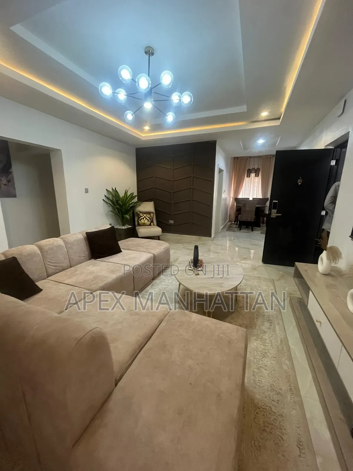 Furnished 2bdrm Block of Flats in Presidential Villa, Asokoro for rent in Asokoro