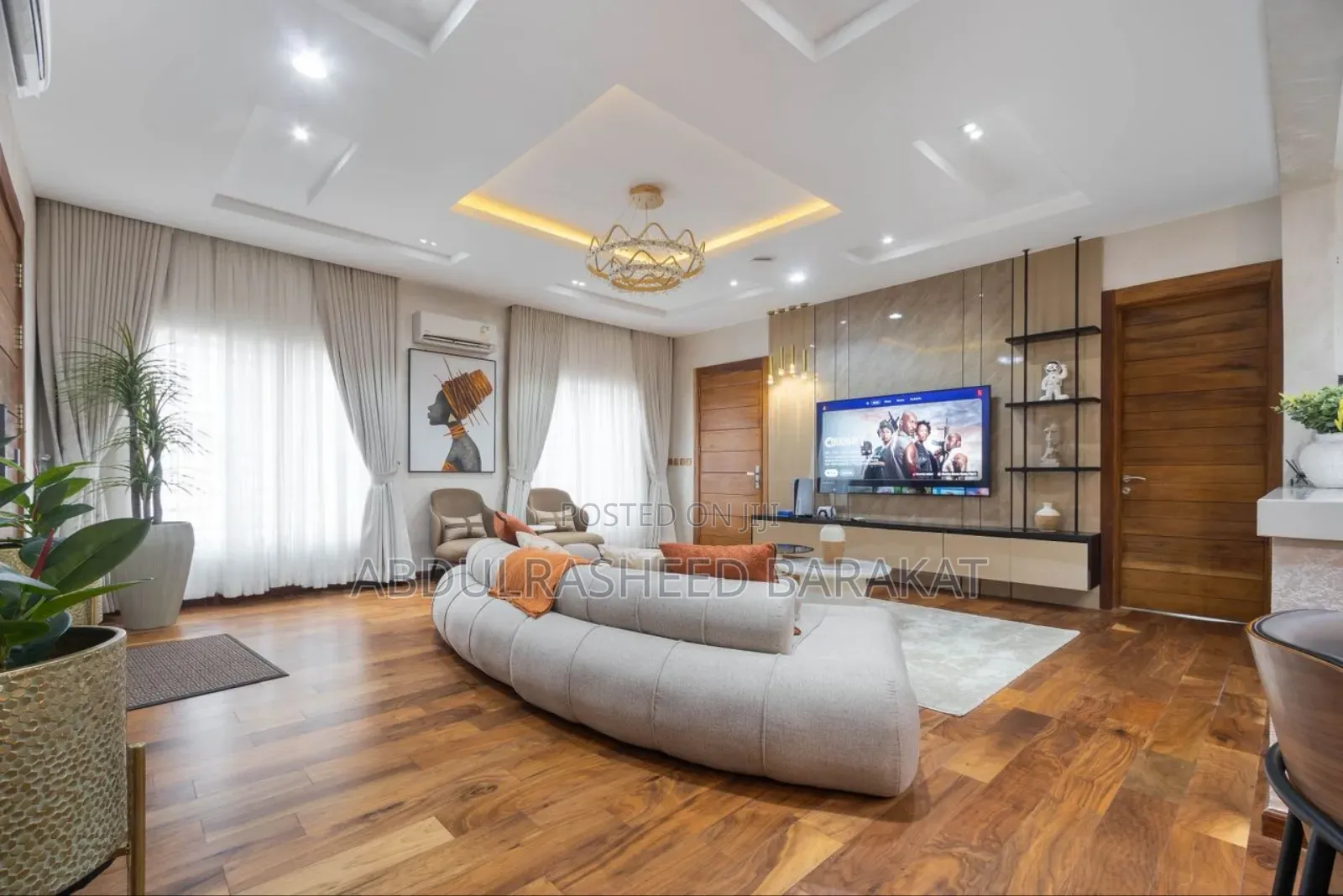 New Luxury 2bedroom Apartment With Big Balcony, Ps5 Outdoor Cinema in Lekki Phase 1