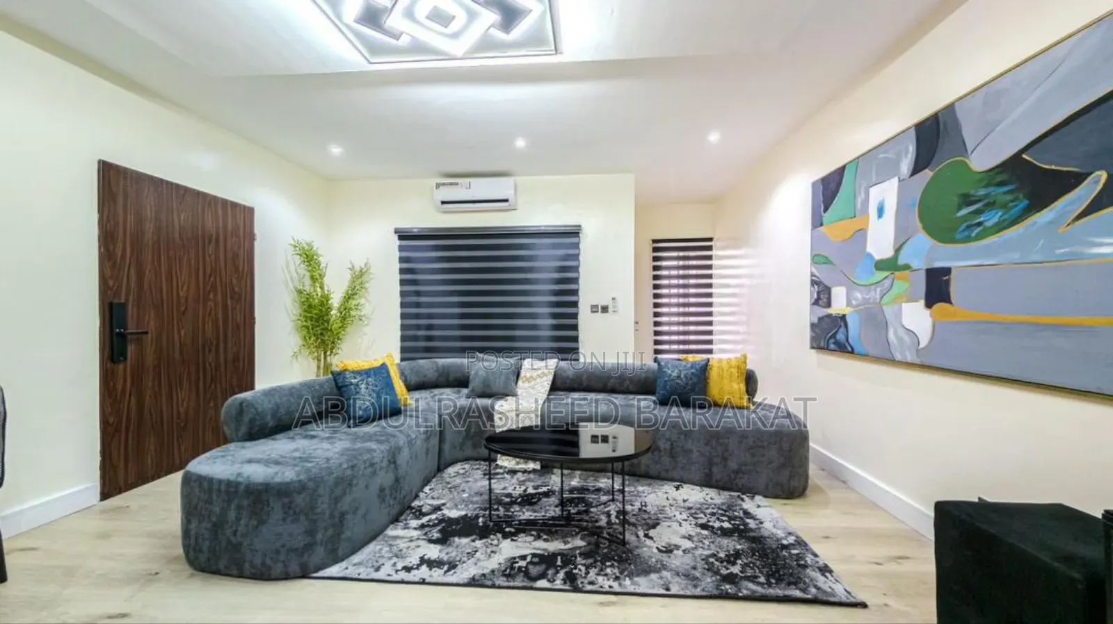 Spacious One Bedroom Apartment With Balcony Top Notch Amenities in Lekki Phase 1