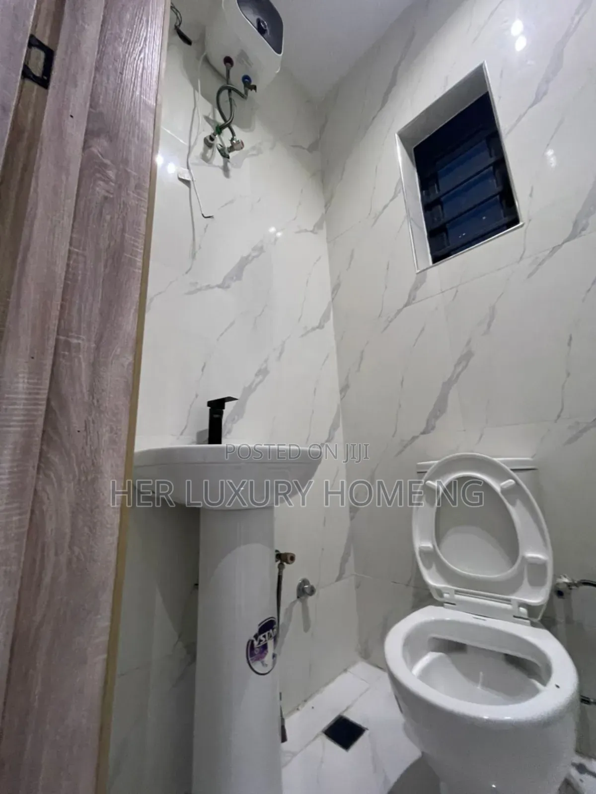 Studio Apartment in Western Estate, Ikota for rent in Ikota
