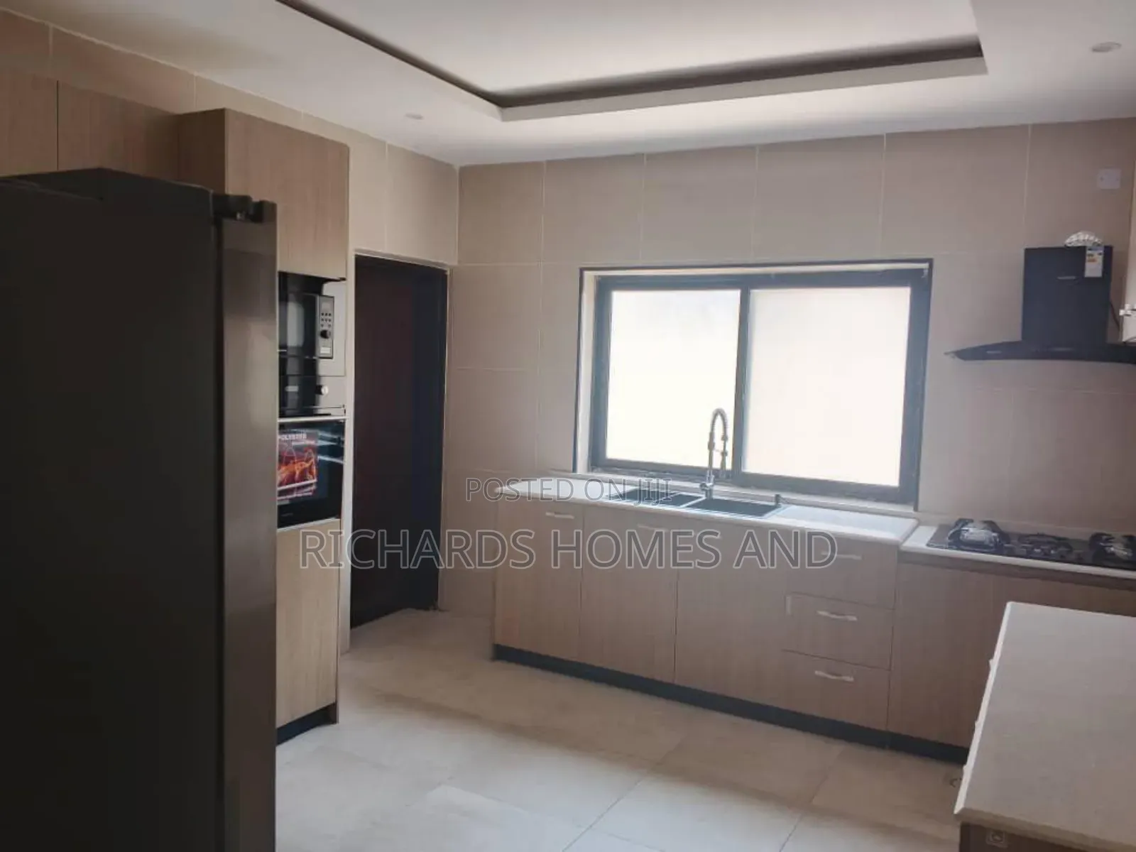 3bdrm Apartment in Old Ikoyi for rent in Old Ikoyi