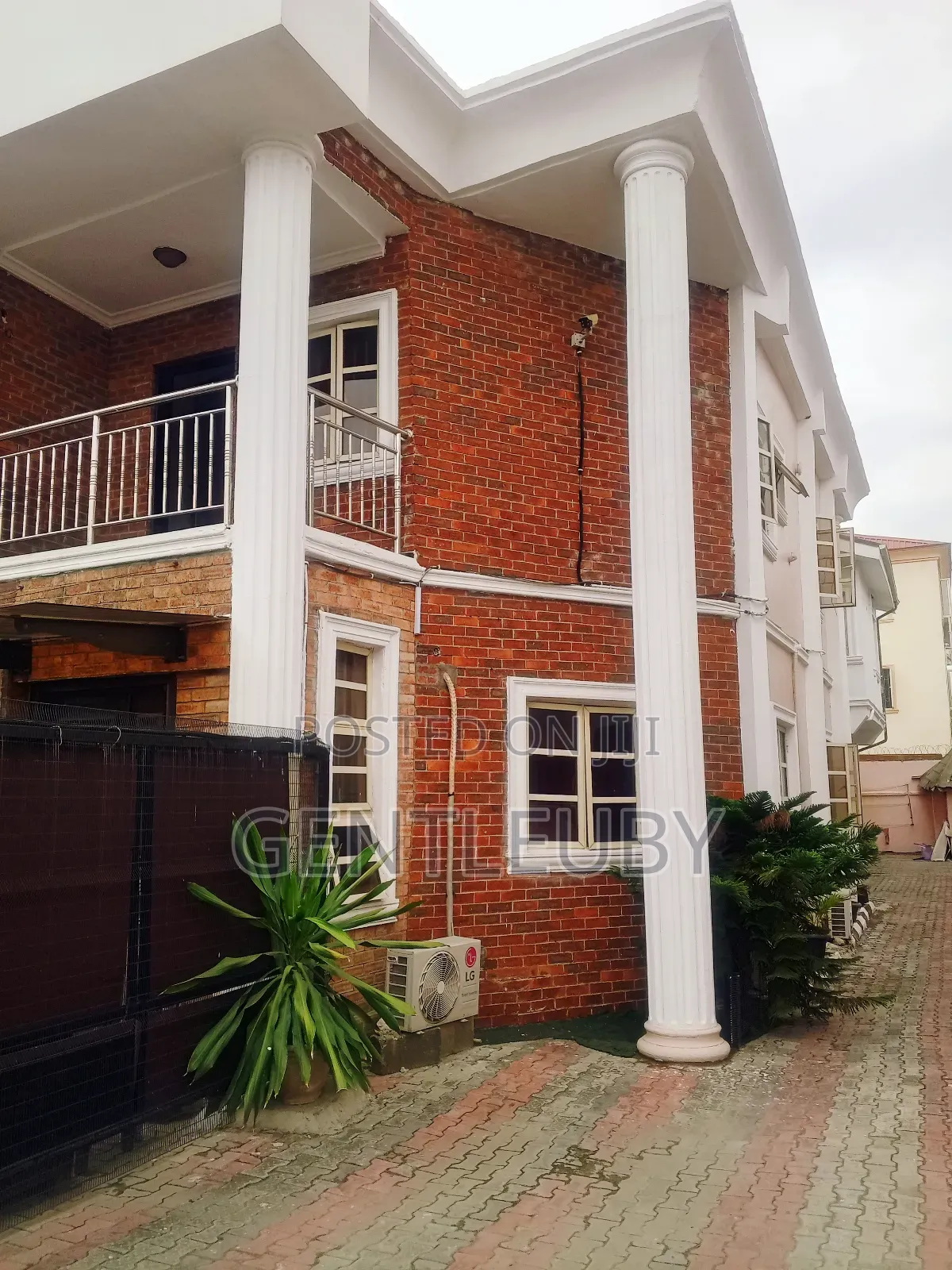 3bdrm Apartment in Agungi, Lekki for rent in Lekki
