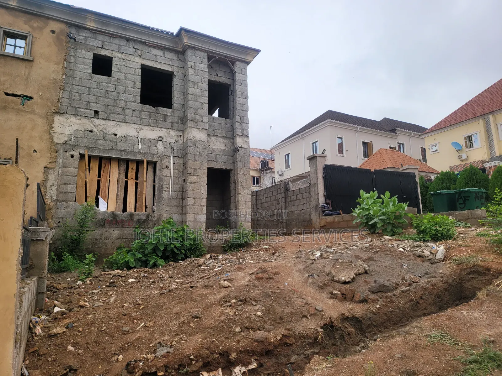 3bdrm Townhouse/Terrace in Naf Valley Estate, Asokoro for sale in Asokoro