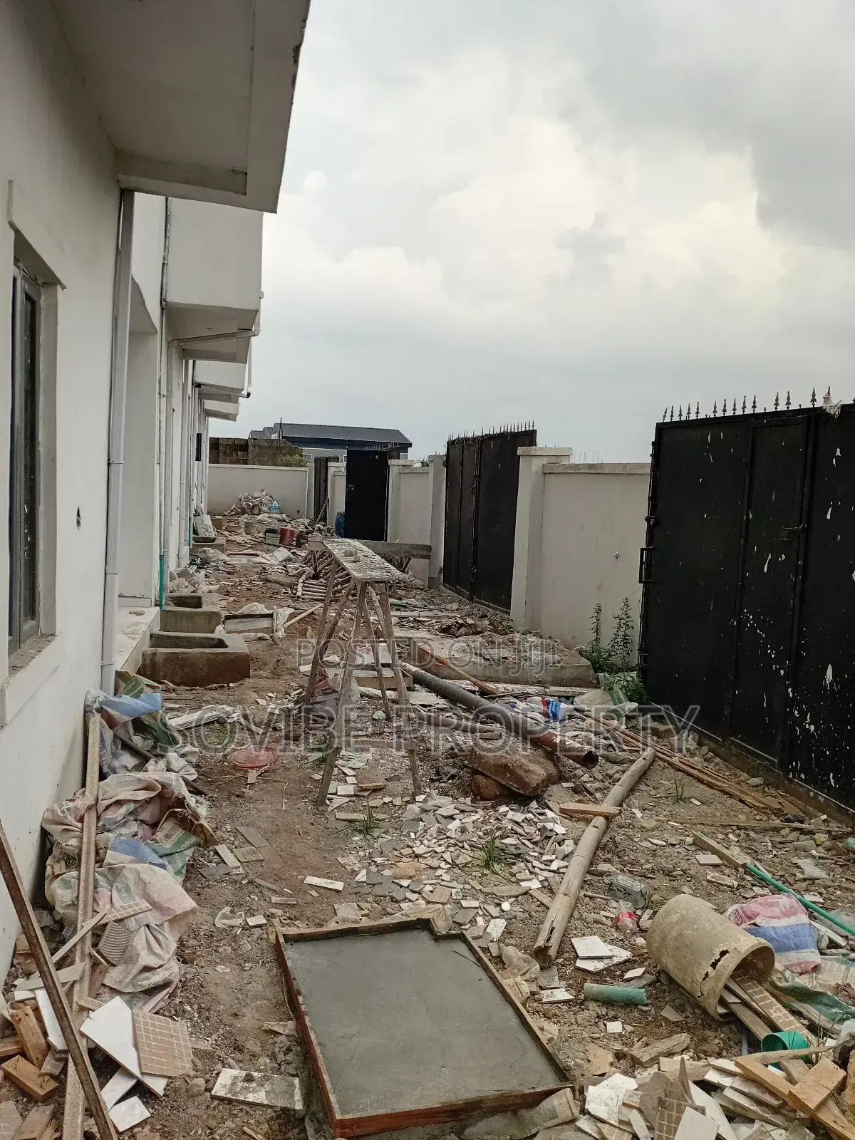 Furnished 5bdrm Duplex in Aquaview Estate, Ogudu-Orioke for rent in Ogudu-Orioke