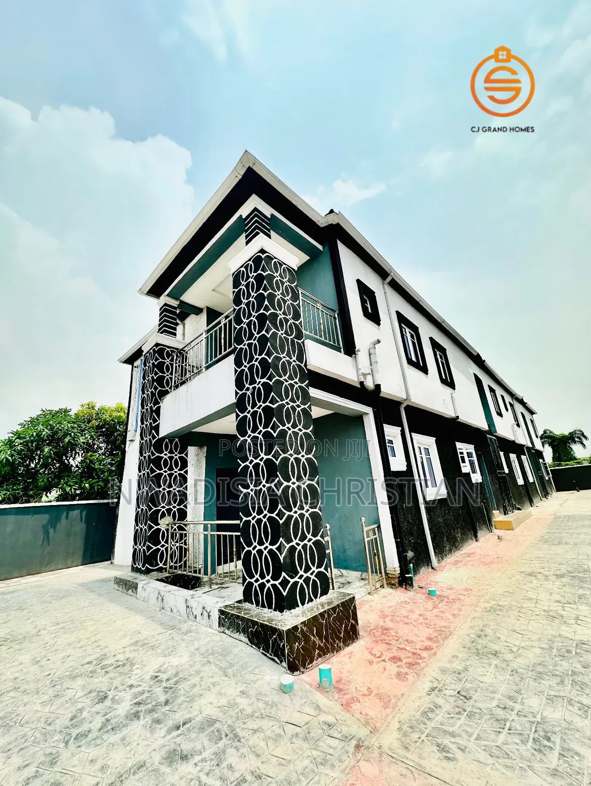 Furnished 6bdrm Block of Flats in Ijegun for sale in Ijegun