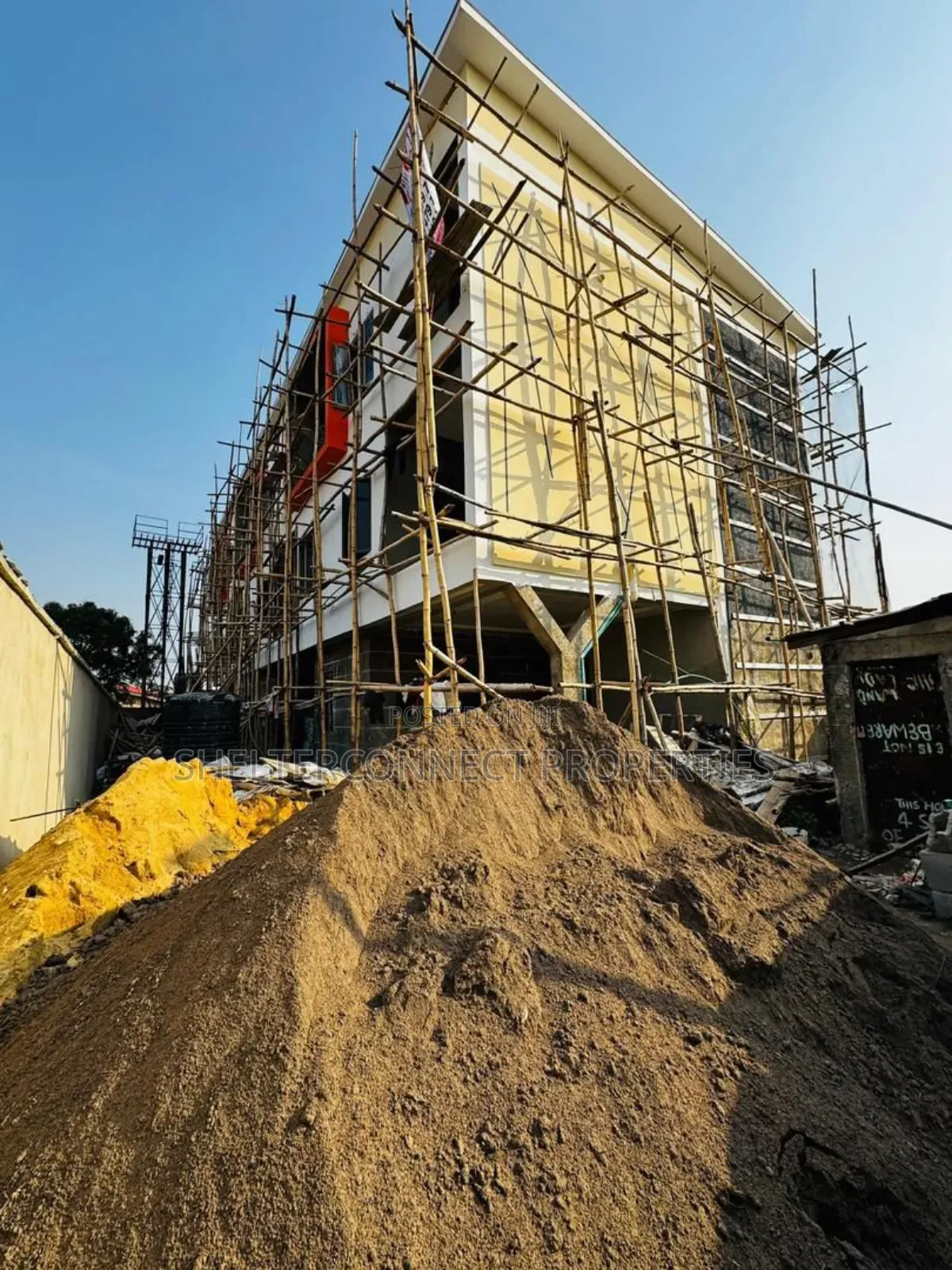 4bdrm Duplex in Berger for sale in Berger
