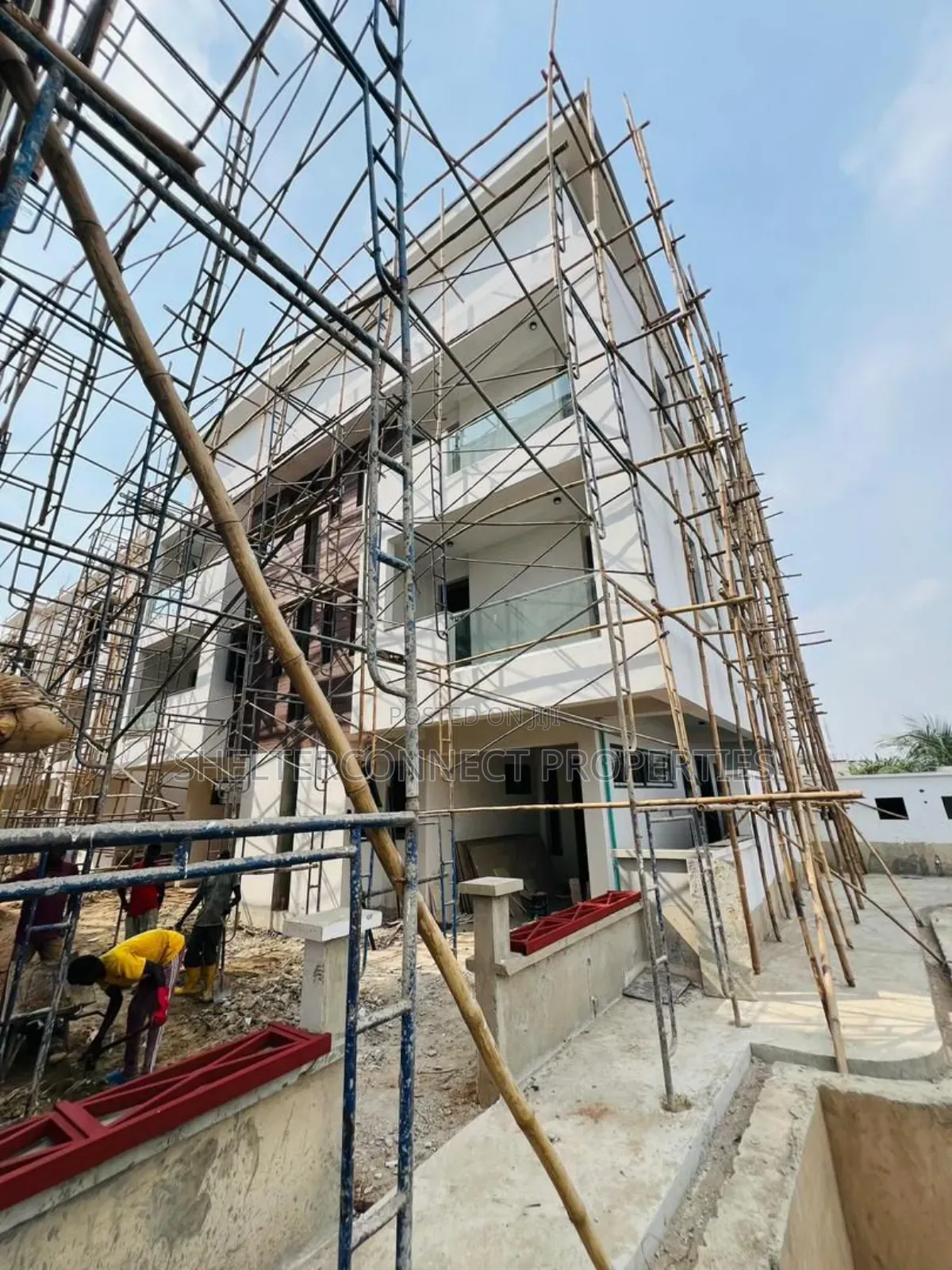 4bdrm Duplex in Bye Pass Ilupeju for sale in Bye Pass Ilupeju