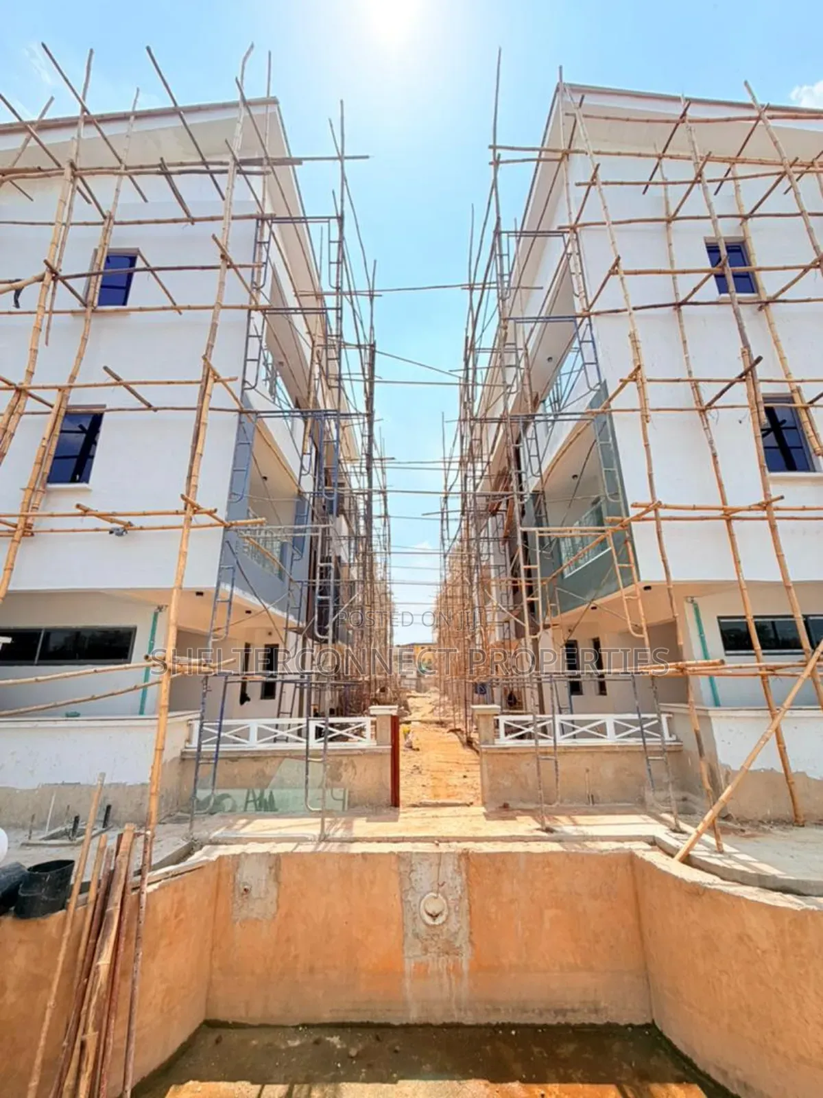 4bdrm Duplex in Bye Pass Ilupeju for sale in Bye Pass Ilupeju