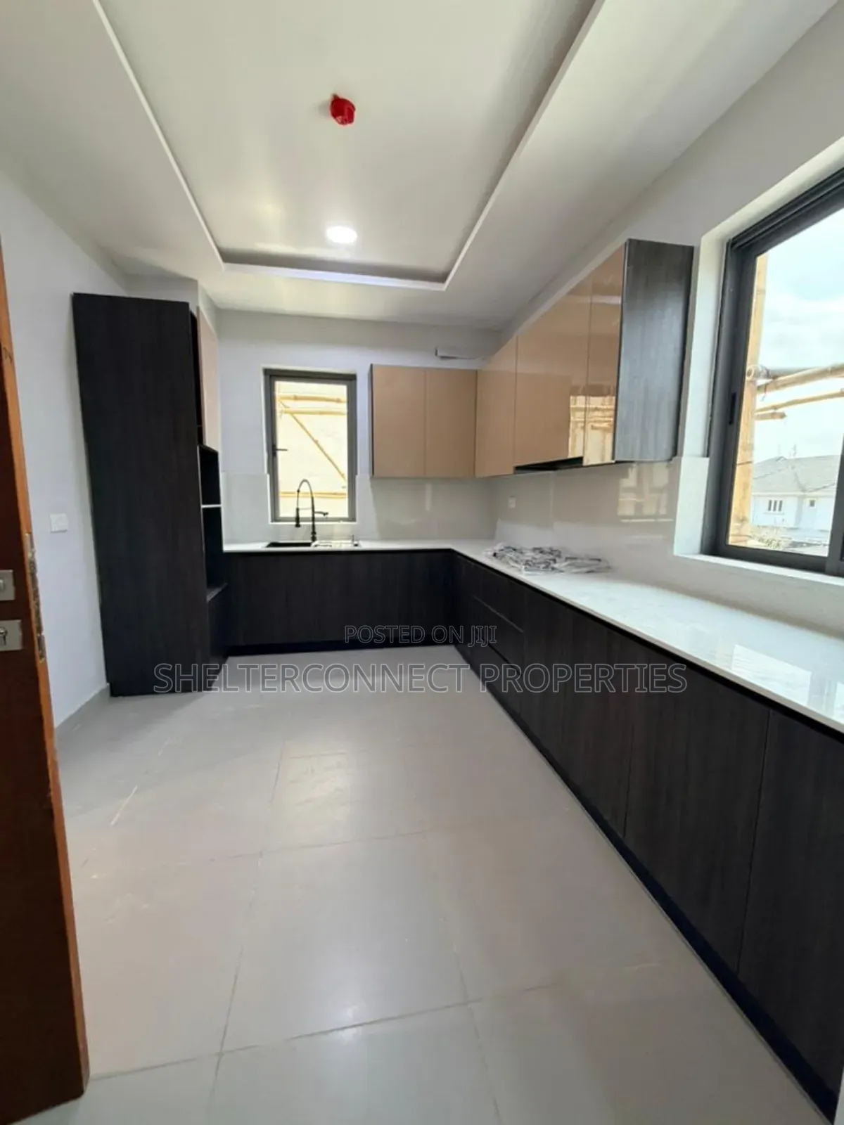 4bdrm Duplex in Bye Pass Ilupeju for sale in Bye Pass Ilupeju