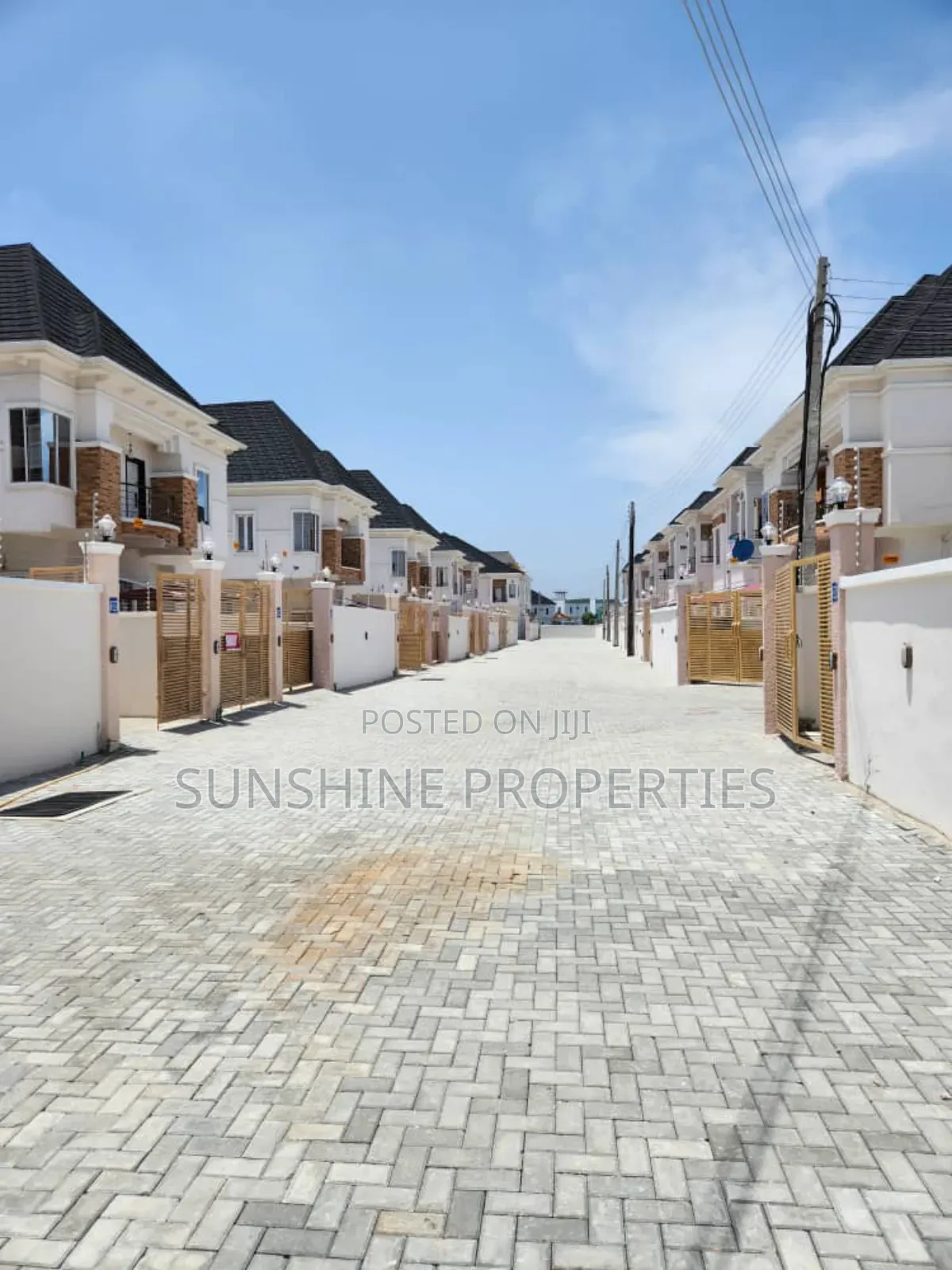 4bdrm Duplex in Lekki Expressway for sale in Lekki Expressway
