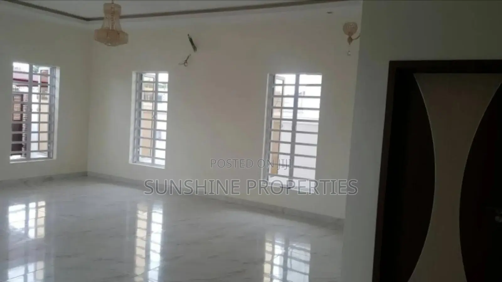 5bdrm Duplex in Lekki Expressway for sale in Lekki Expressway