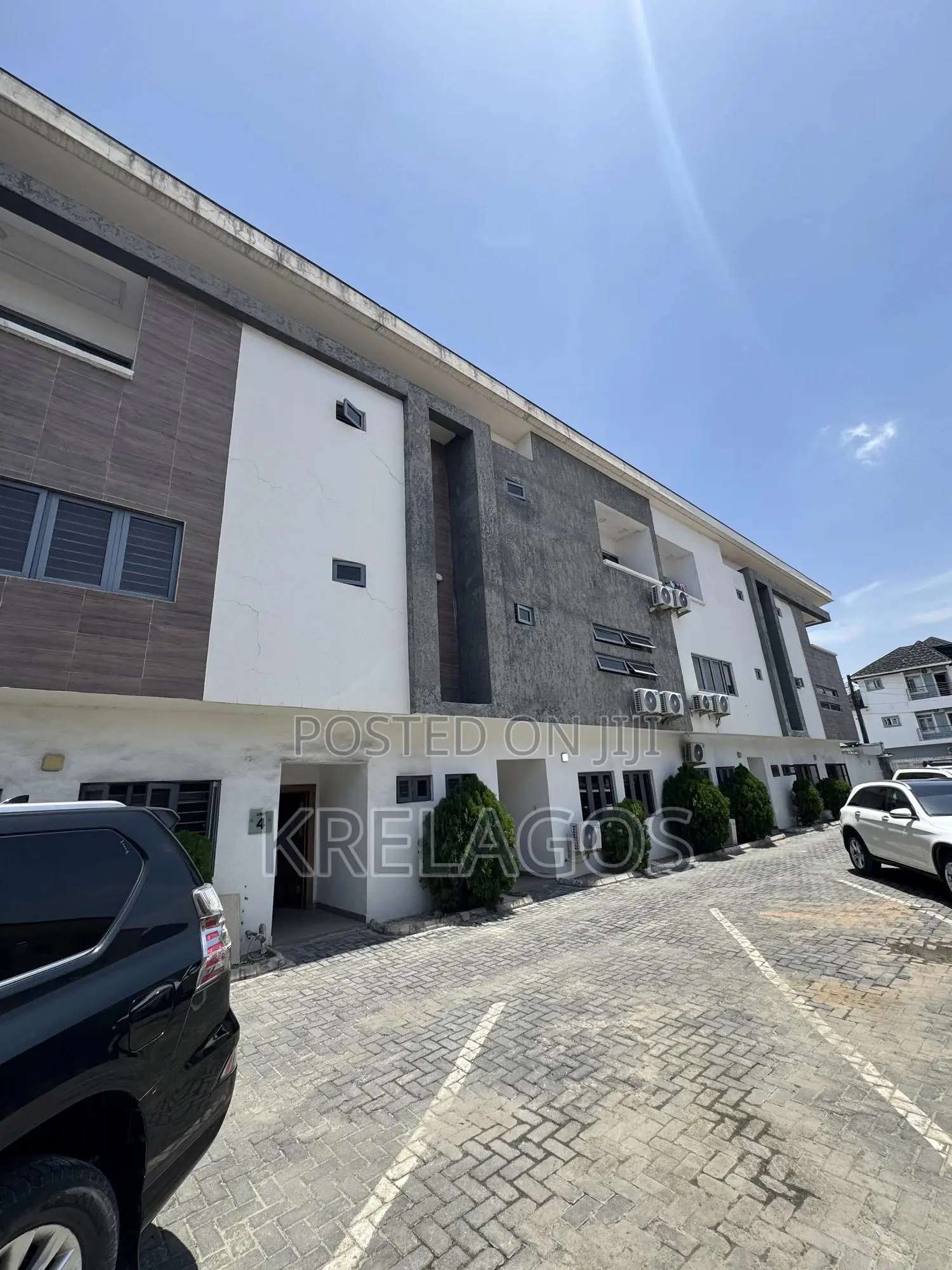 4bdrm Townhouse/Terrace in Ikate for sale in Ikate