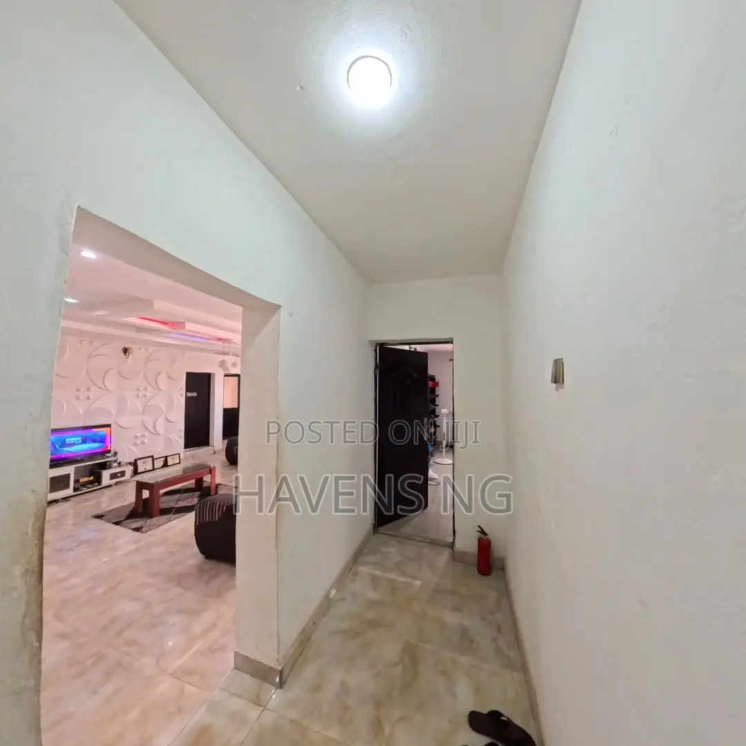 5bdrm Bungalow in Abeokuta South for sale in Abeokuta South