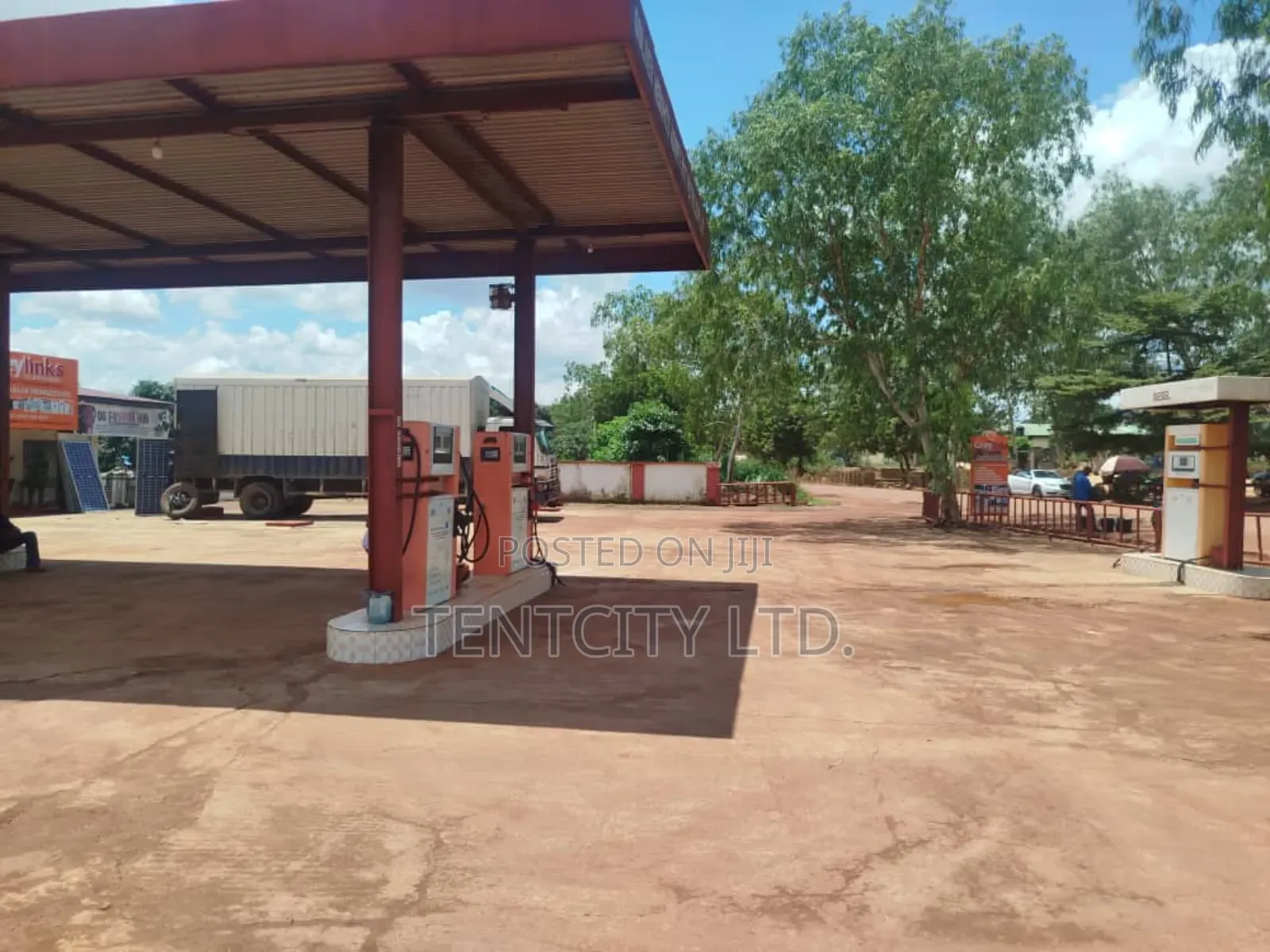 Filling Station at Old Airport Road Thinker's Corner Enugu in Enugu