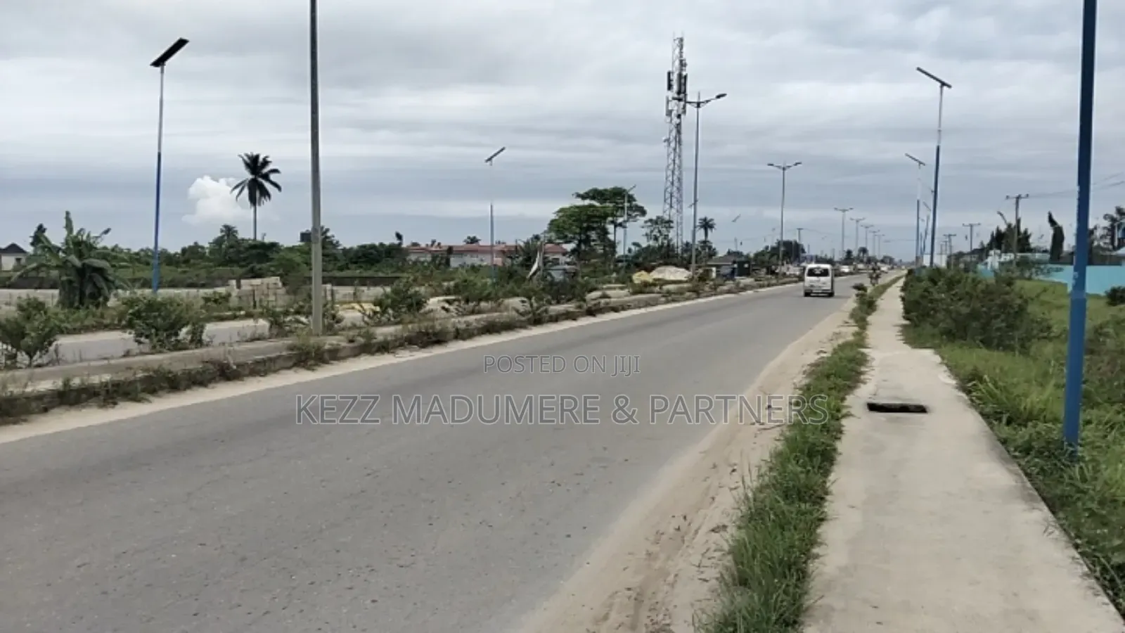 To Let / Lease : Fenced 26 1⁄2 Plots Major Eliozu Road , Ph in Obio-Akpor