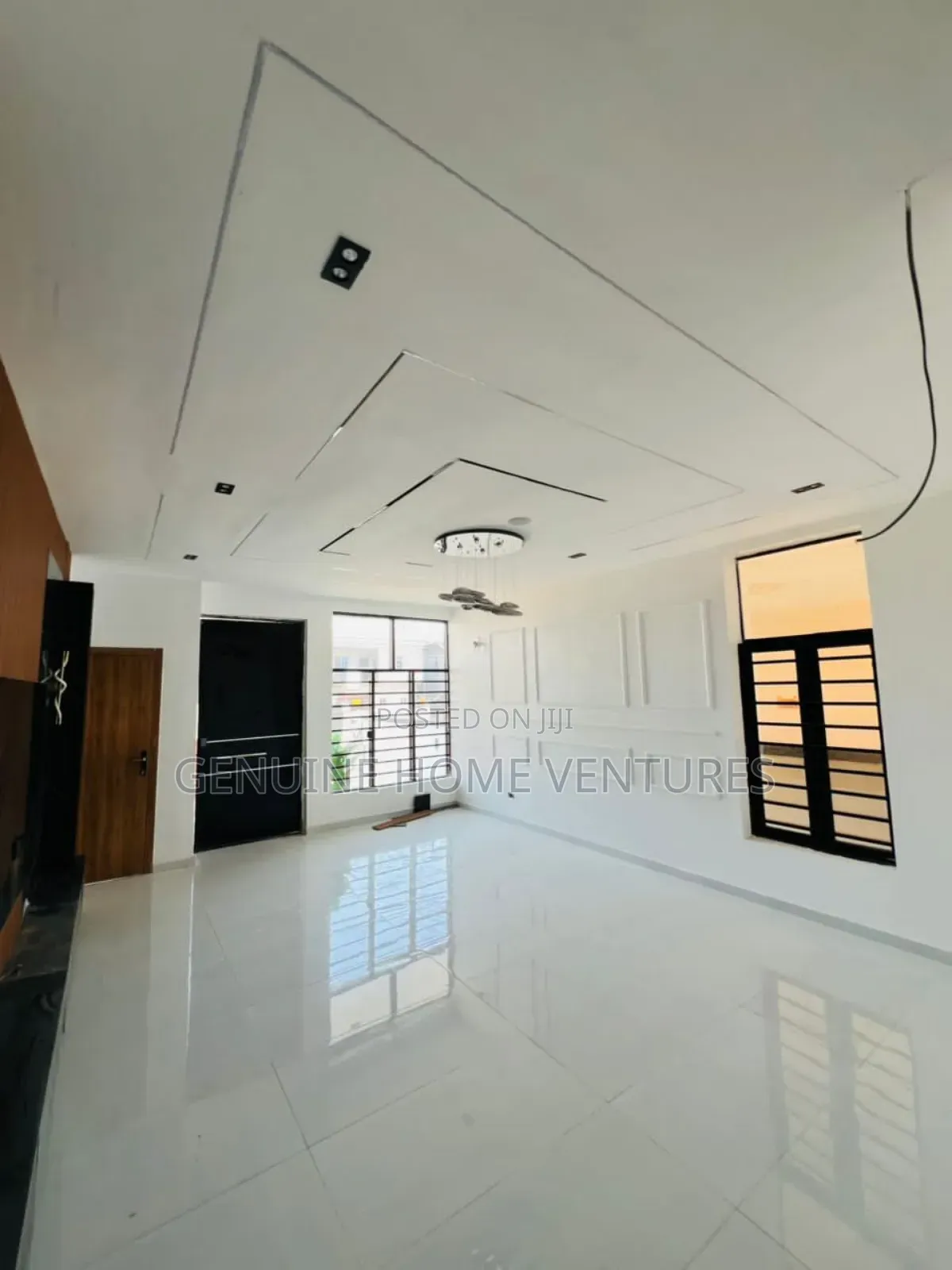 4bdrm Duplex in Ikota for sale in Ikota