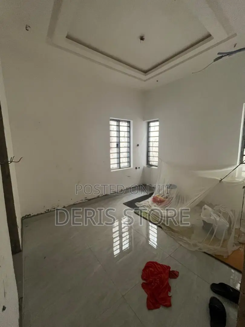 4bdrm Duplex in GRA Phase 1 for sale in GRA Phase 1