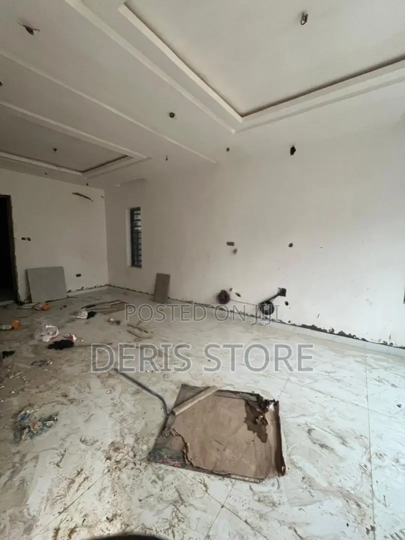 4bdrm Duplex in GRA Phase 1 for sale in GRA Phase 1