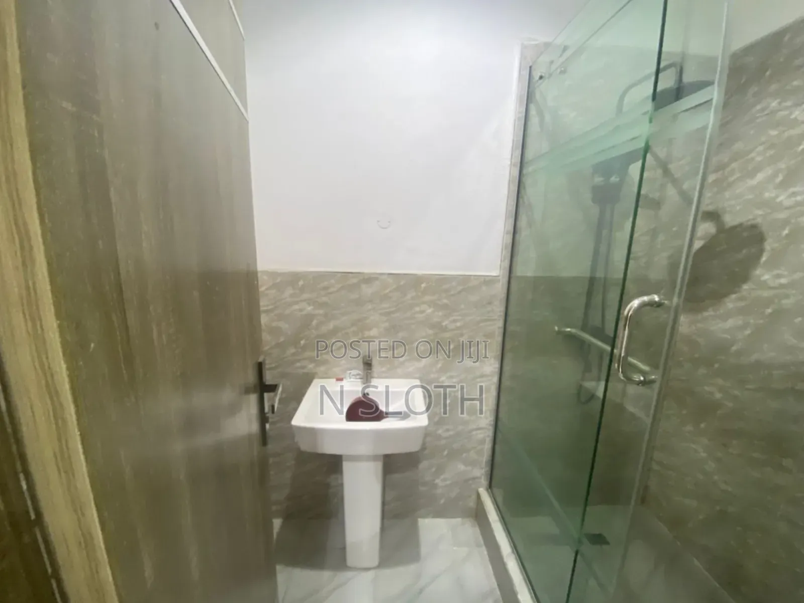 2bdrm Block of Flats in Lekki Scheme 2, Abraham Adesanya for rent in Abraham Adesanya