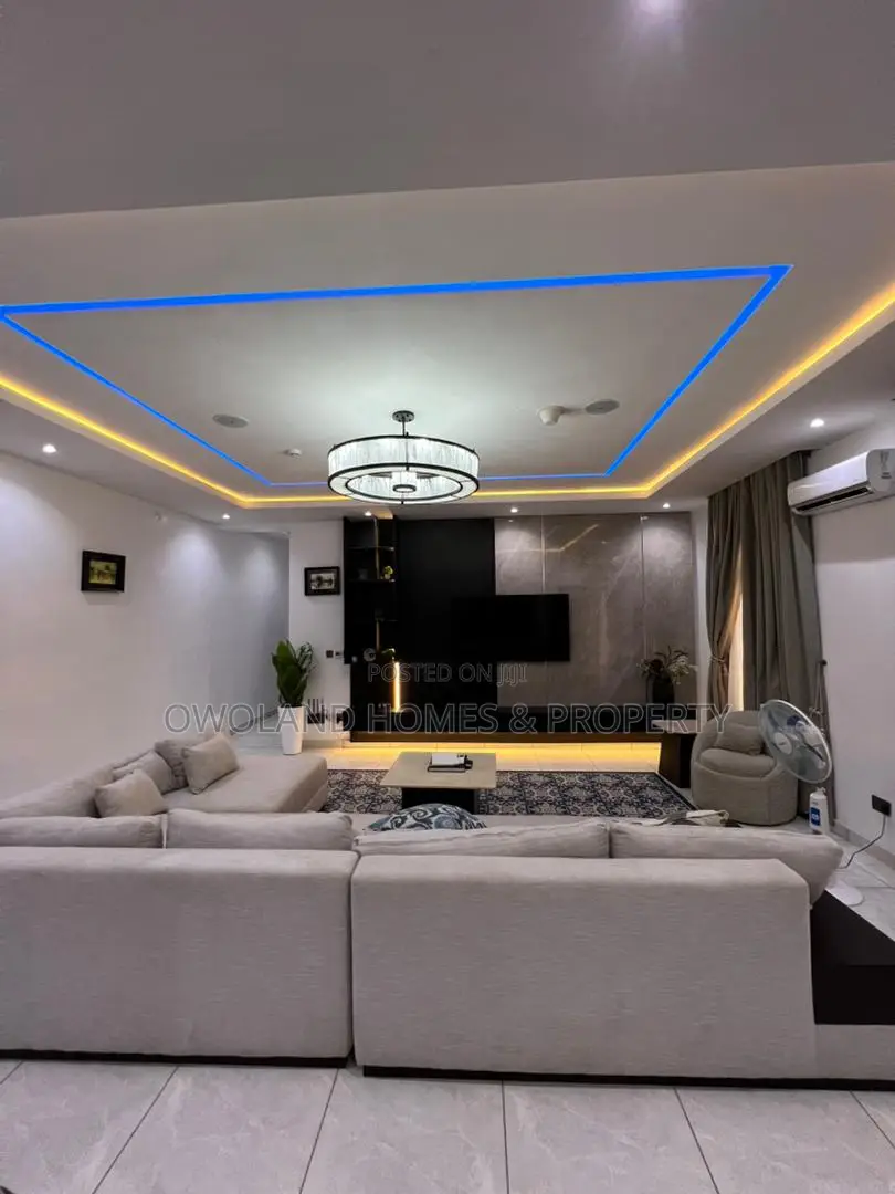 Furnished 2bdrm Block of Flats in Ikota for rent in Ikota