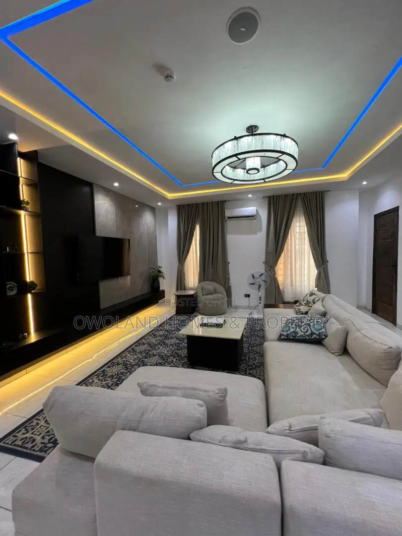 Furnished 2bdrm Block of Flats in Ikota for rent in Ikota