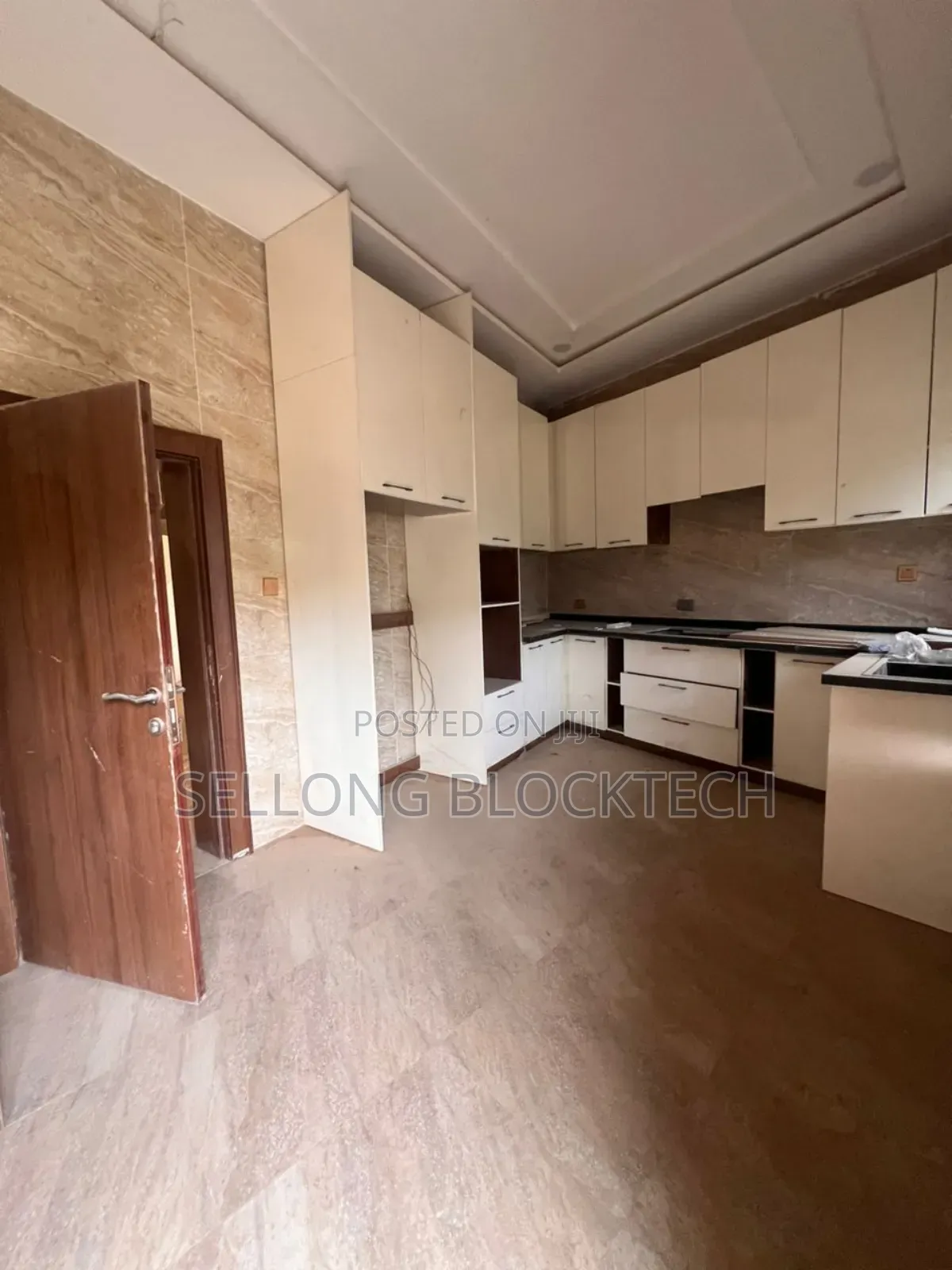 4bdrm Townhouse / Terrace in Jahi for rent in Jahi